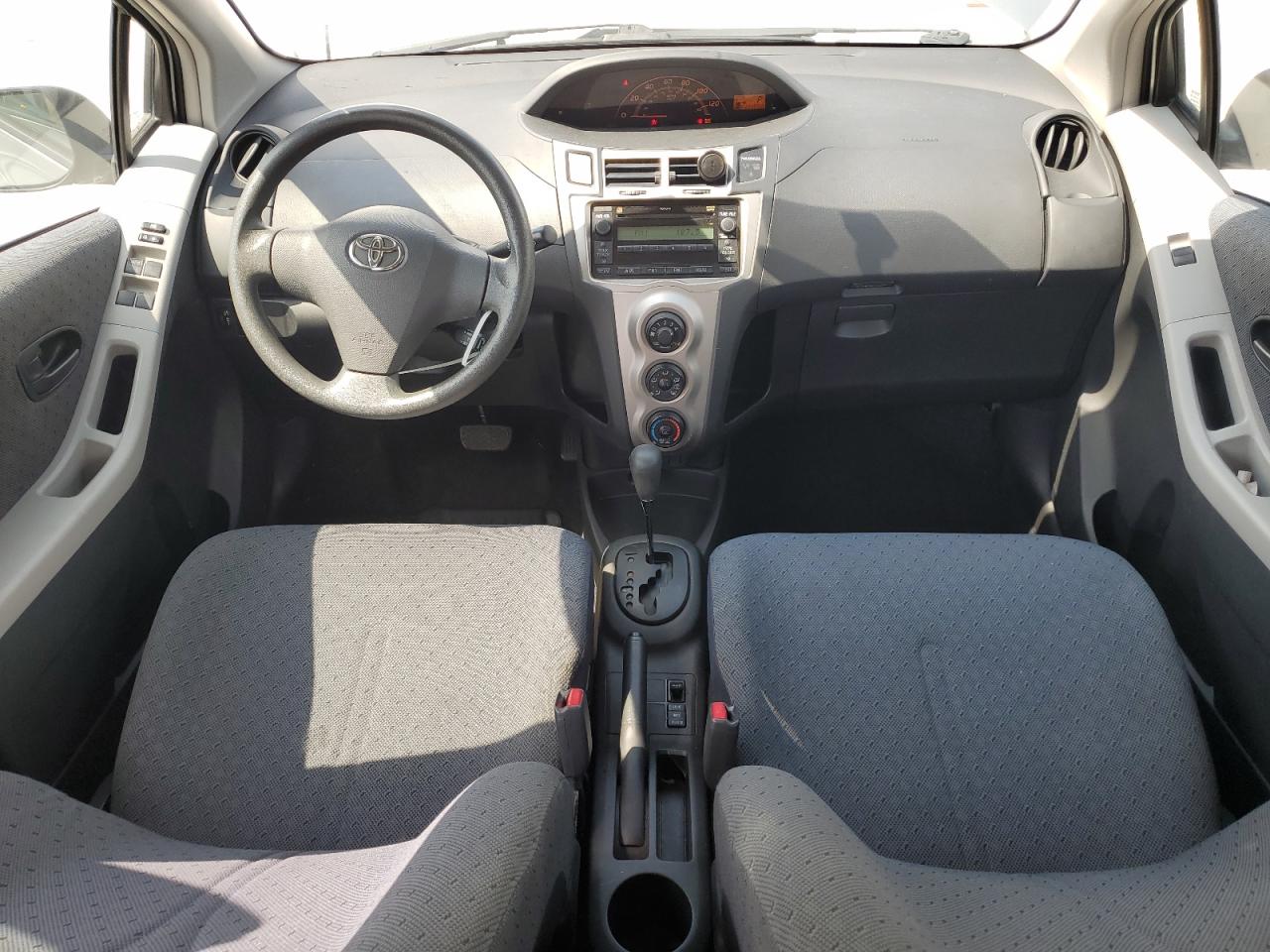 2010 Toyota Yaris VIN: JTDKT4K33A5324949 Lot: 64233605