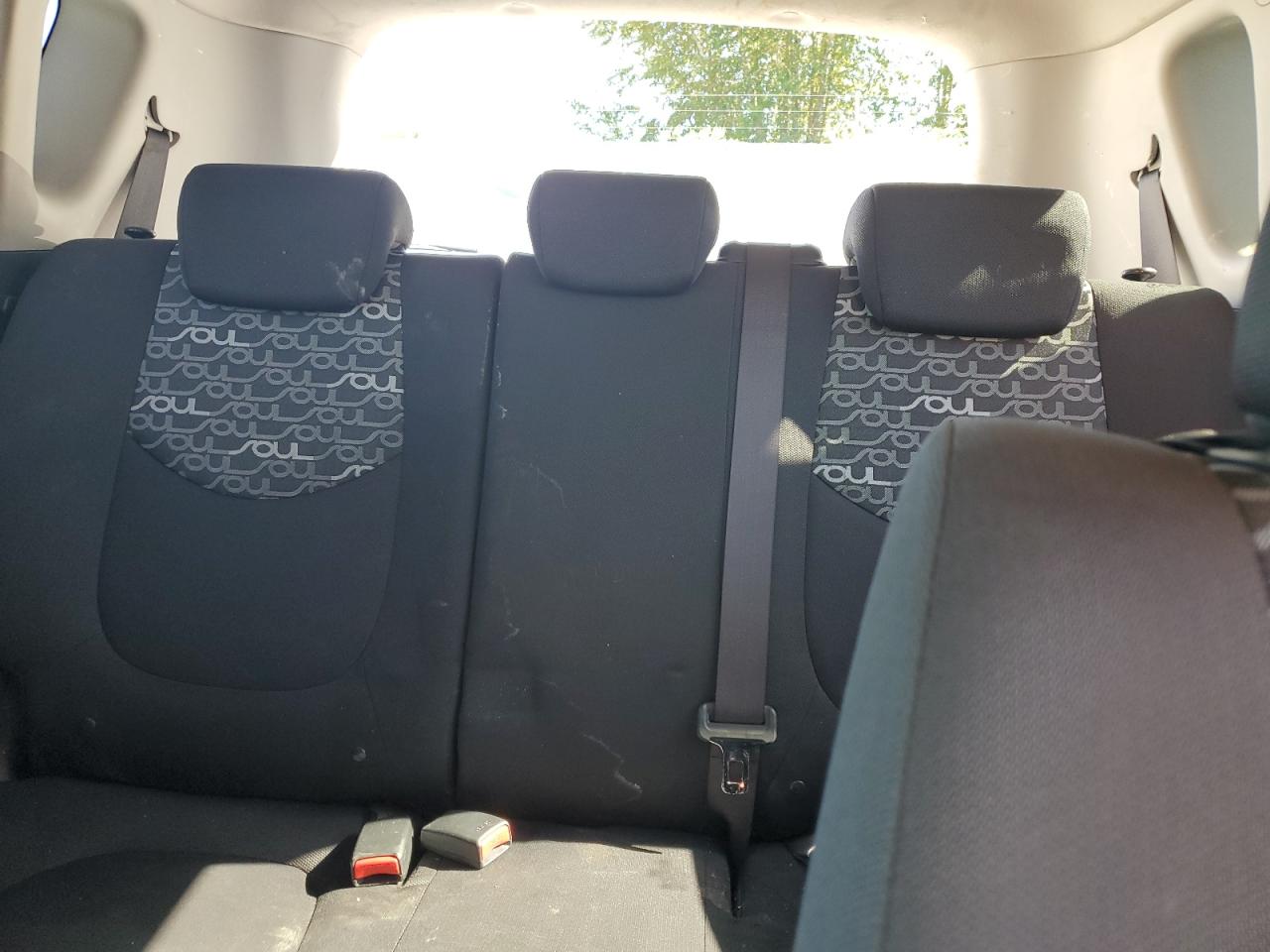 2010 Kia Soul + VIN: KNDJT2A22A7191453 Lot: 63516115