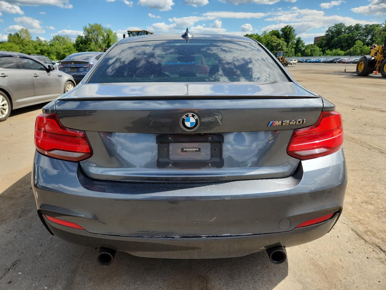 wba2j5c55jvc07272 WBA2J5C55JVC07272 2018 BMW M240I