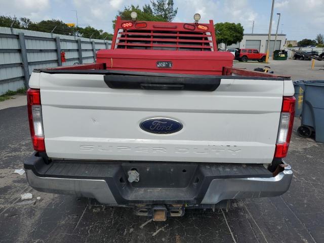 Pickups FORD F350 2017 Biały