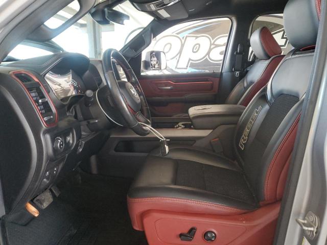  RAM 1500 2020 Srebrny