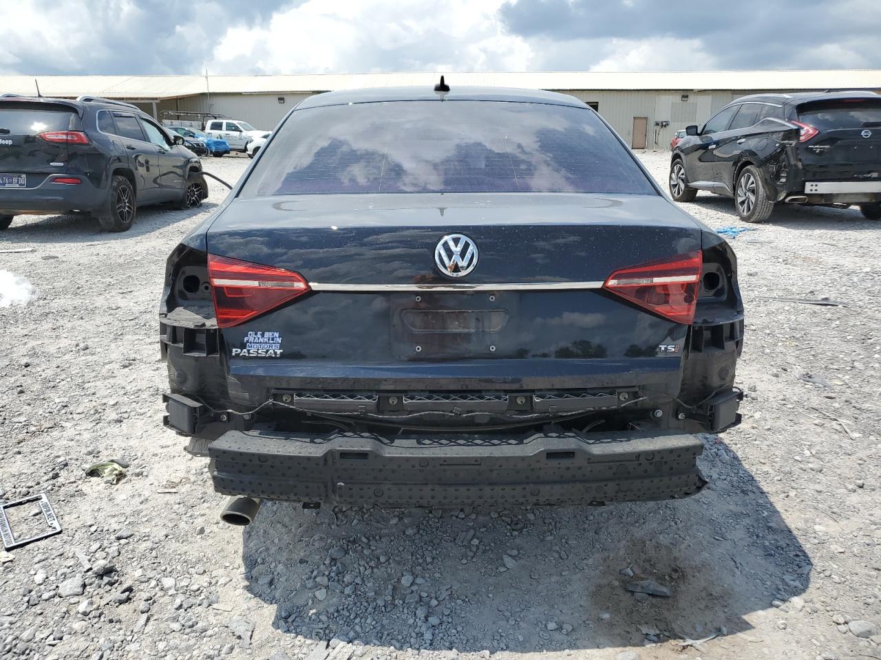 2017 Volkswagen Passat R-Line VIN: 1VWDT7A31HC068454 Lot: 66507695