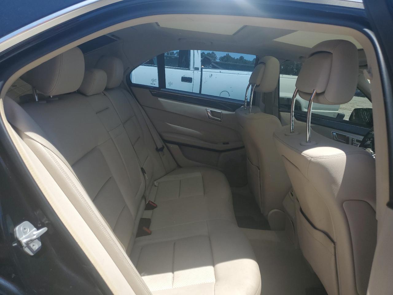 2015 Mercedes-Benz E 350 VIN: WDDHF5KB0FB097457 Lot: 64675245