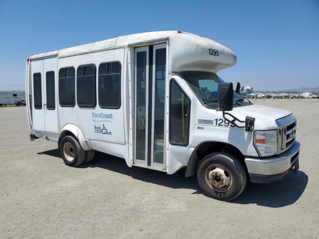 2009 FORD ECONOLINE E350 SUPER DUTY CUTAWAY VAN   à vendre chez Copart CA - NAPA