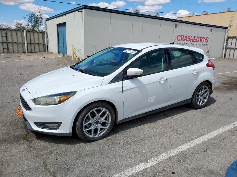 Hatchbacks FORD FOCUS 2015 White
