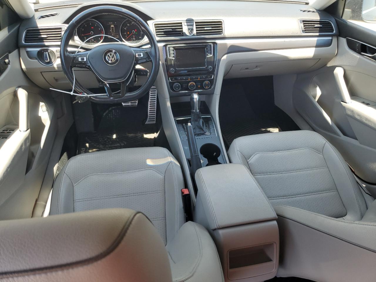2017 Volkswagen Passat R-Line VIN: 1VWDT7A37HC082486 Lot: 64652285