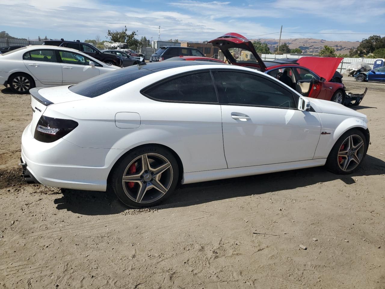 2013 Mercedes-Benz C 63 Amg VIN: WDDGJ7HB4DG092551 Lot: 65290605