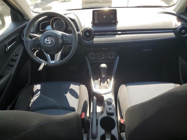  TOYOTA YARIS 2017 Czarny
