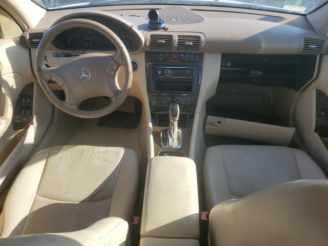 2002 Mercedes-Benz C 240 VIN: WDBRF61J02E008913 Lot: 63777245