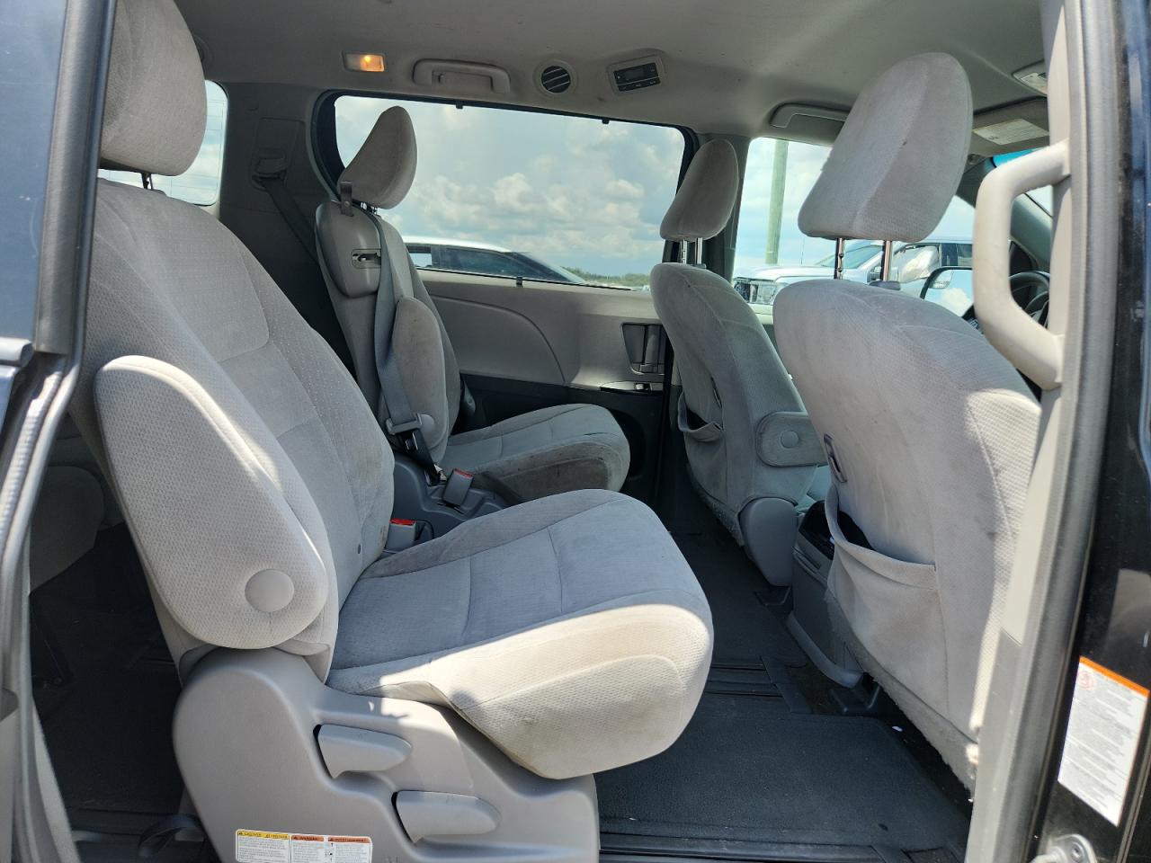 2015 Toyota Sienna Le VIN: 5TDKK3DC2FS620105 Lot: 65644075