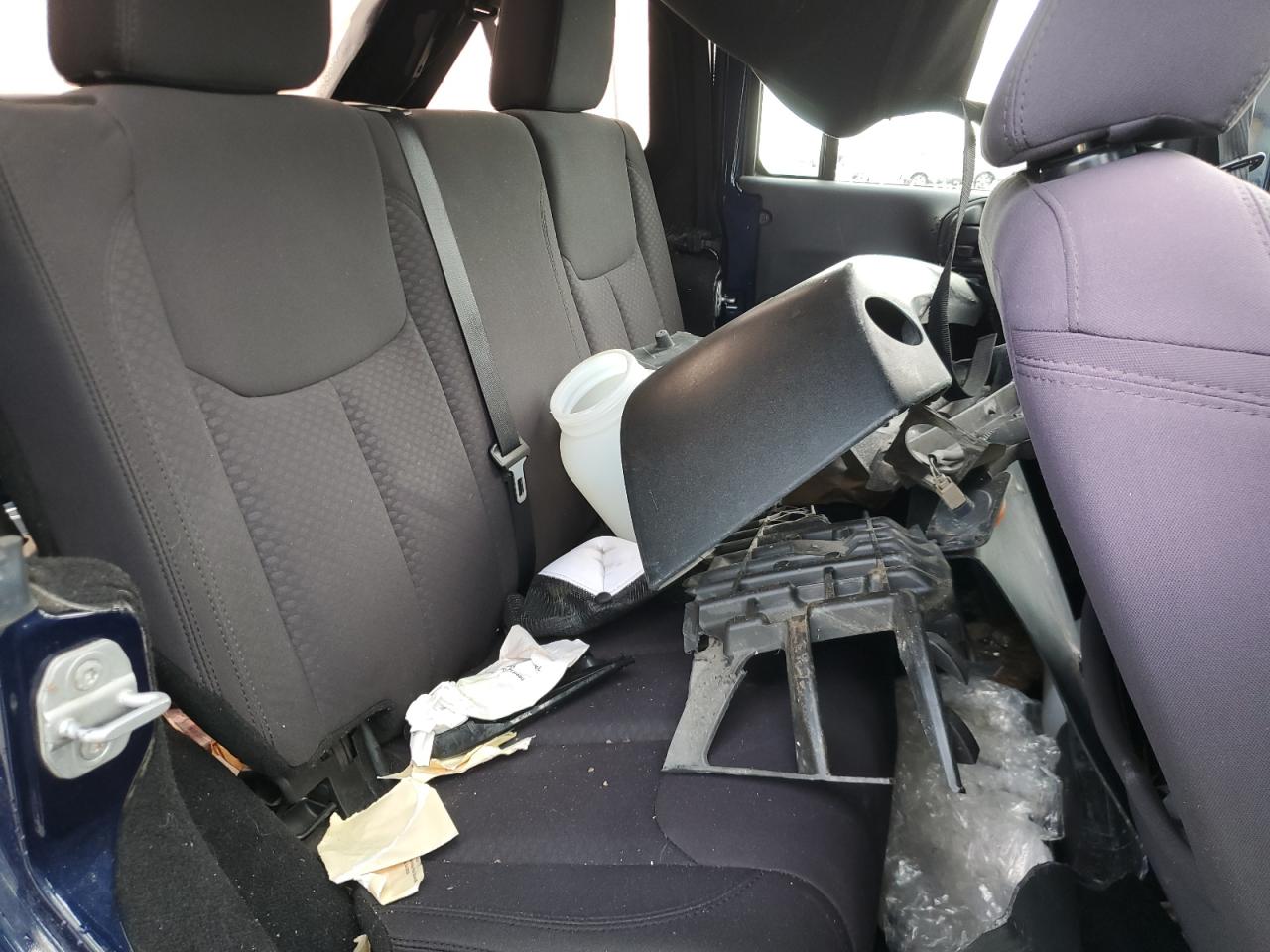 2013 Jeep Wrangler Unlimited Sport VIN: 1C4BJWDG0DL503418 Lot: 64759785