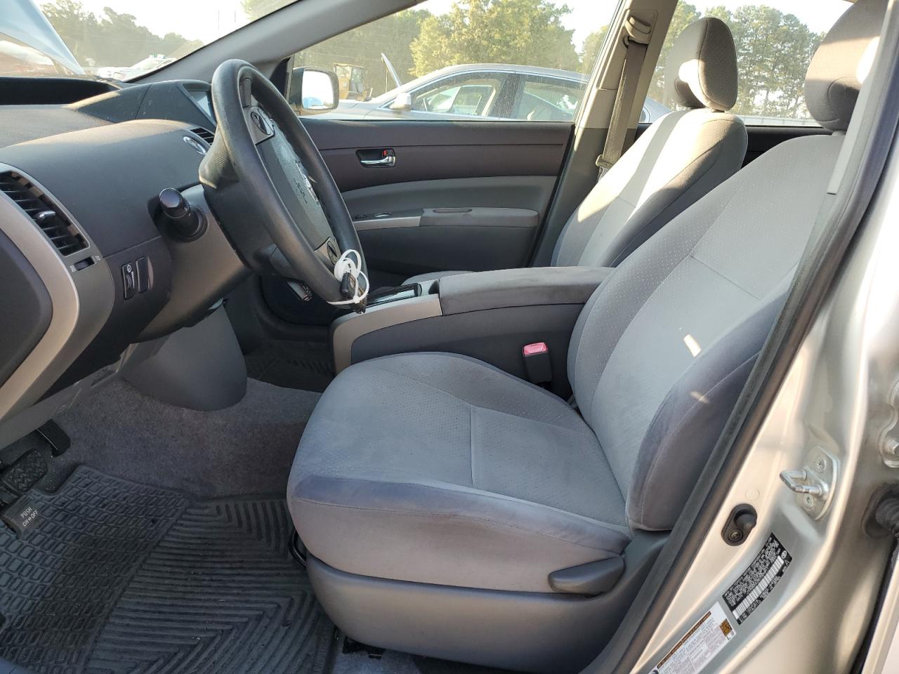 2005 Toyota Prius VIN: JTDKB20U357009811 Lot: 64731945