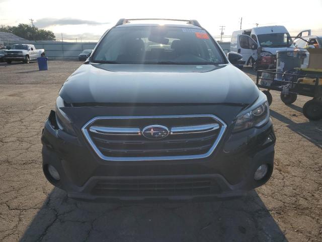  SUBARU OUTBACK 2018 Czarny