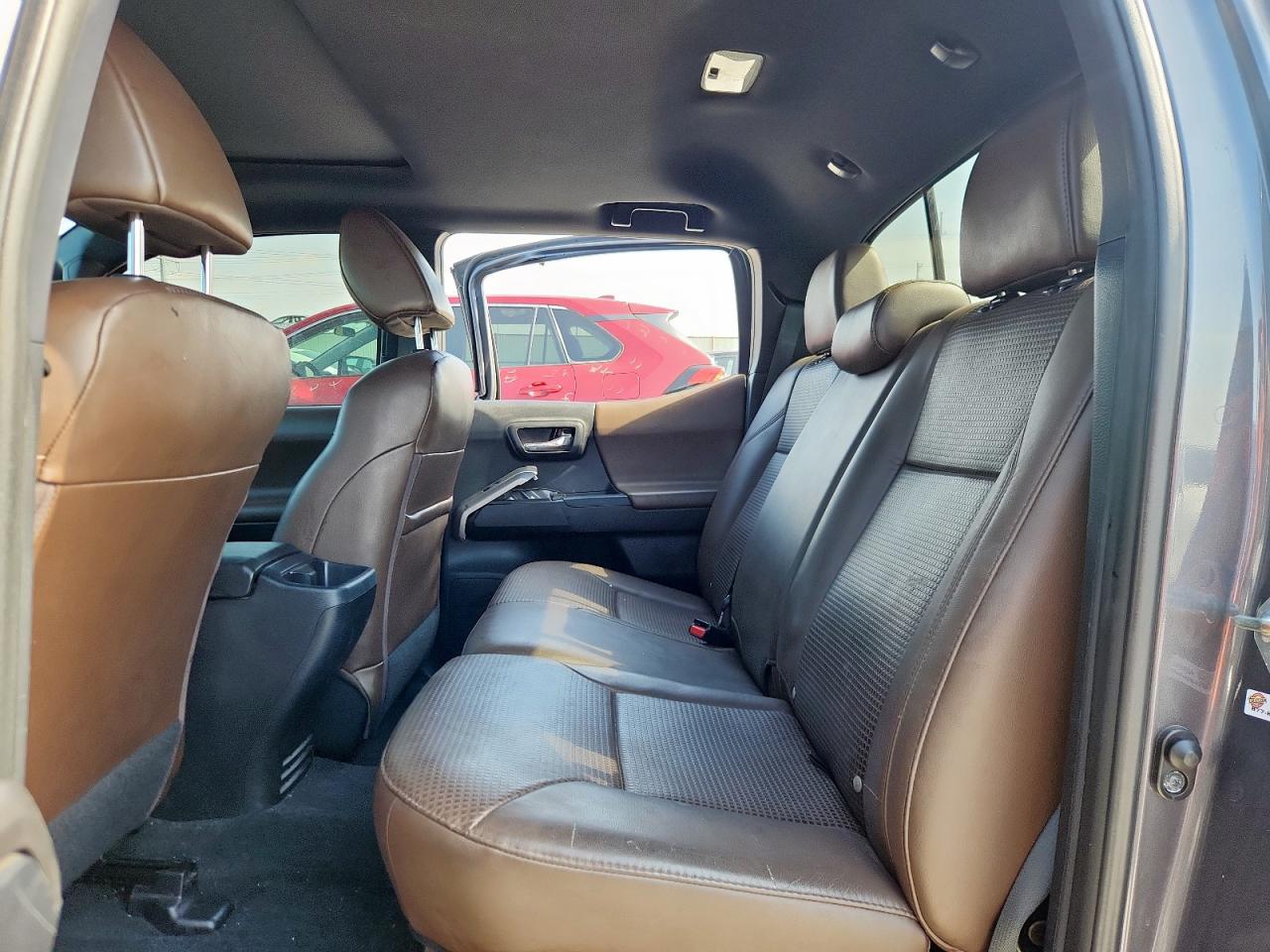 2017 Toyota Tacoma Double Cab VIN: 5TFHZ5BN1HX027208 Lot: 64488055
