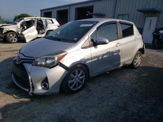 Hatchbacks TOYOTA YARIS 2015 Srebrny