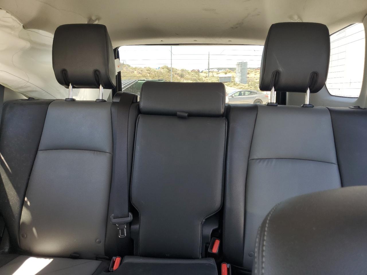 2020 Toyota 4Runner Sr5/Sr5 Premium VIN: JTEBU5JR4L5811522 Lot: 63627365