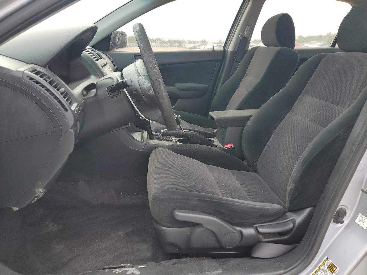 2004 Honda Accord Lx VIN: 1HGCM56394A068489 Lot: 62748665
