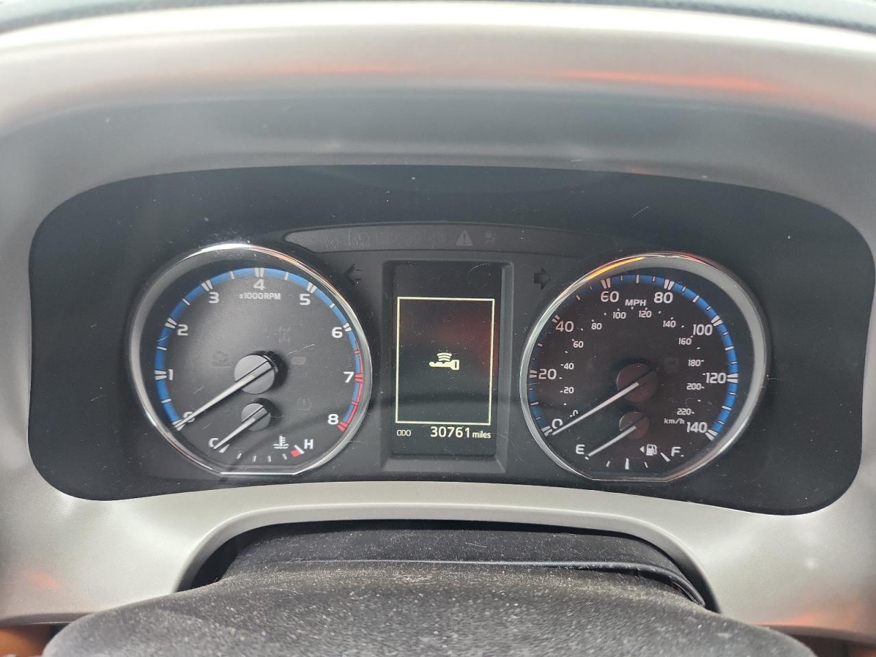 2T3DFREV3JW821860 TOYOTA RAV4 2018
