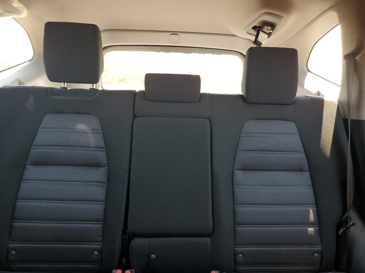2019 Honda Cr-V Lx VIN: 2HKRW6H38KH200427 Lot: 63250385
