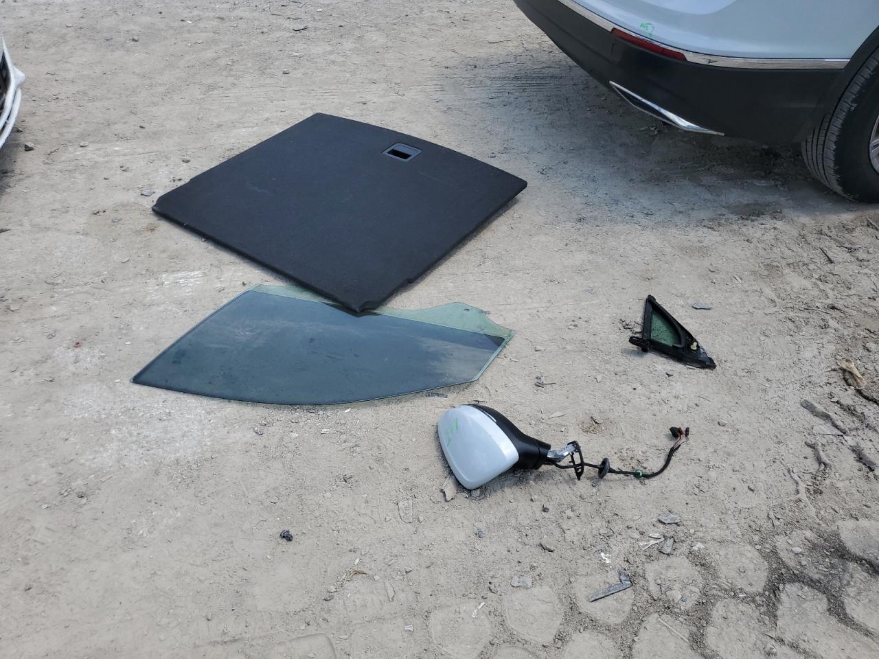 2018 Volkswagen Tiguan Se VIN: 3VV2B7AX7JM107215 Lot: 85146035