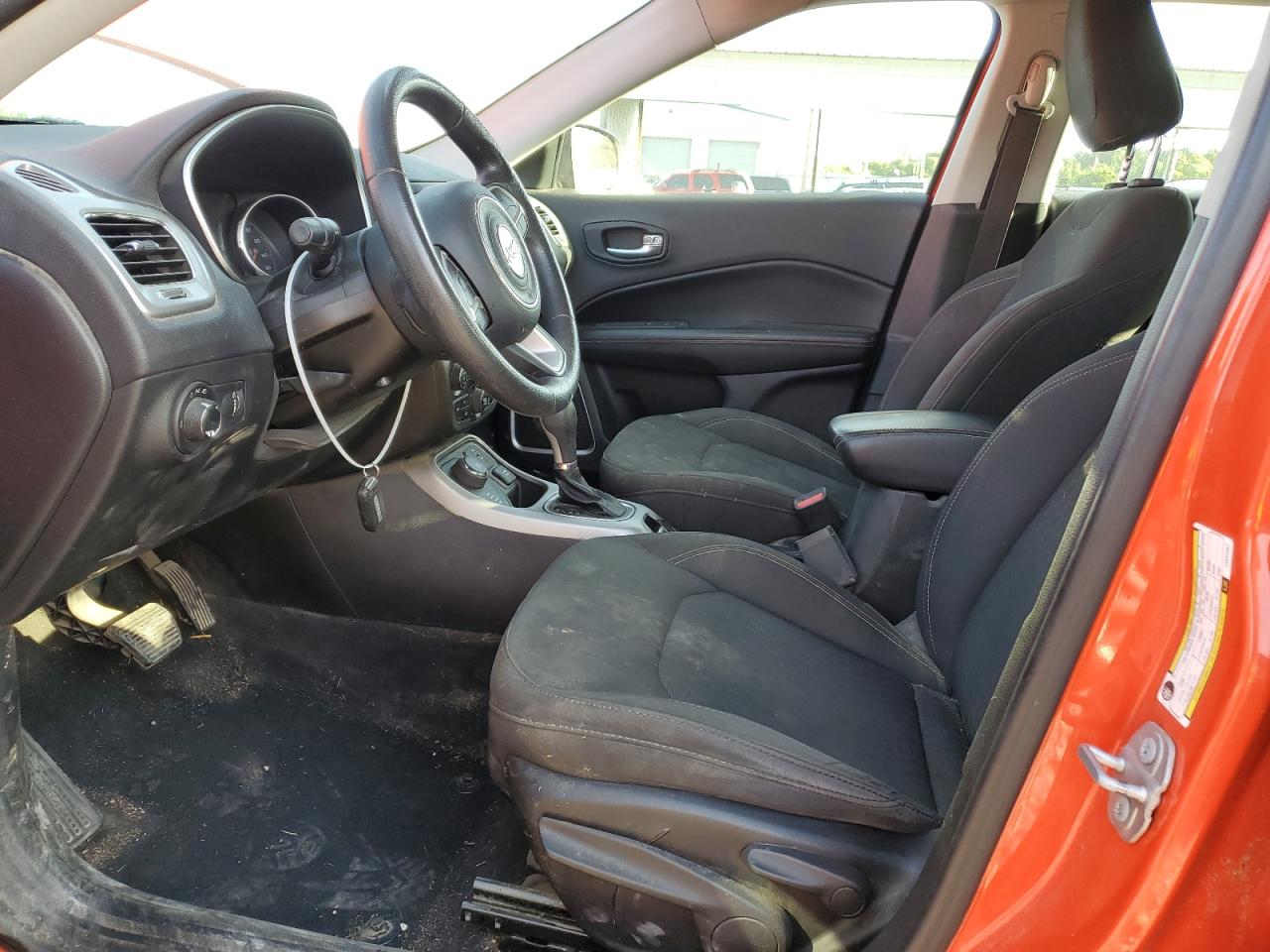 2018 Jeep Compass Sport VIN: 3C4NJDAB7JT441347 Lot: 64391845