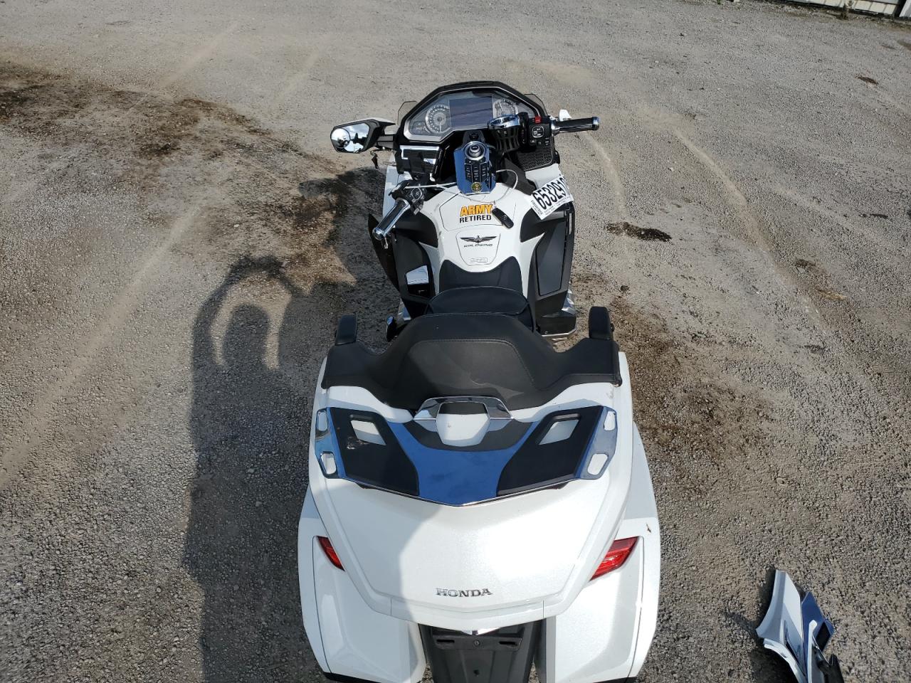 2018 Honda Gl1800 D VIN: JH2SC7956JK000847 Lot: 65329105