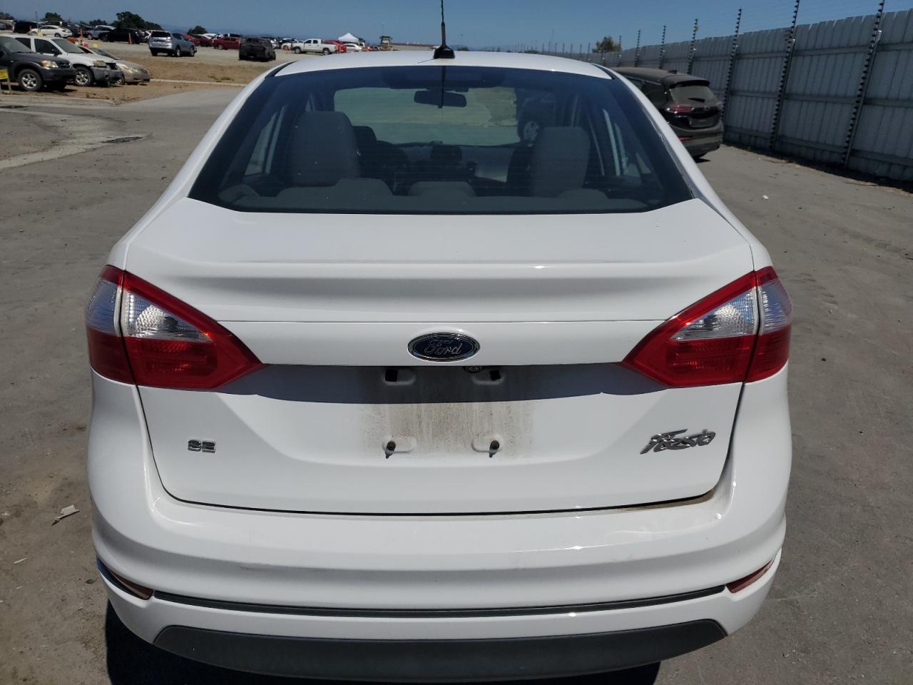 2018 Ford Fiesta Se VIN: 3FADP4BJ4JM121919 Lot: 64287905