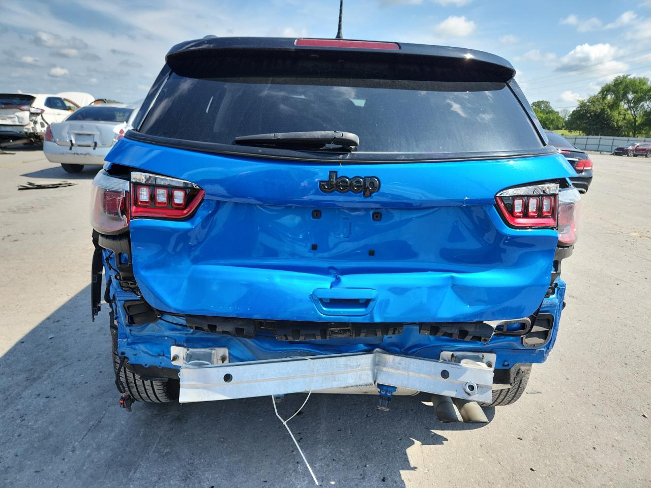2020 Jeep Compass Latitude VIN: 3C4NJCBB0LT102330 Lot: 65589755