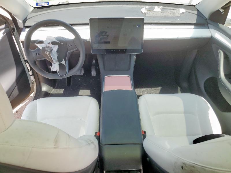 TESLA MODEL Y 2024 Biały