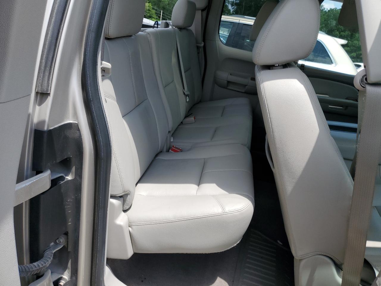 2008 Chevrolet Silverado C1500 VIN: 2GCEC19J881162604 Lot: 64233925