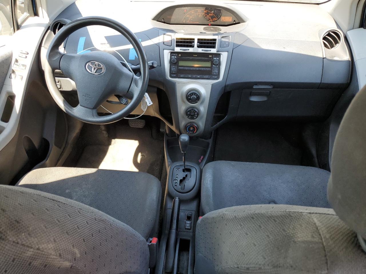 2010 Toyota Yaris VIN: JTDKT4K39A5292640 Lot: 64785105