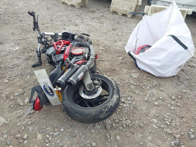 2016 DUCATI M821