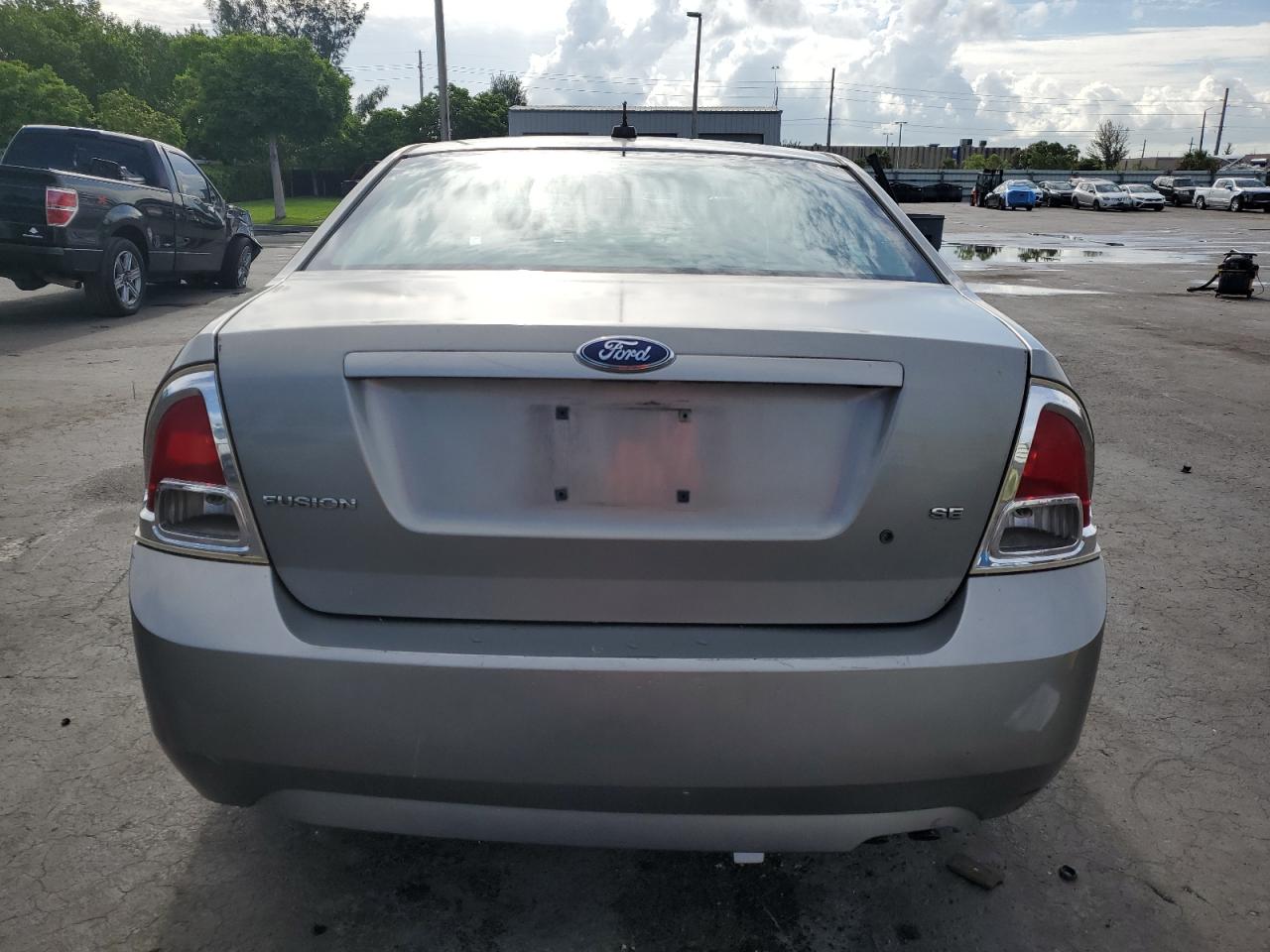 2008 Ford Fusion Se VIN: 3FAHP07Z78R136887 Lot: 64743985