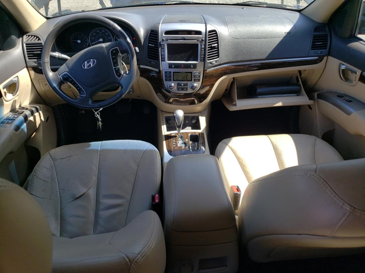 2012 Hyundai Santa Fe Limited VIN: 5XYZKDAG5CG121643 Lot: 65456965