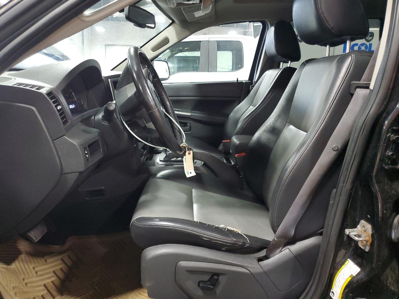 2008 Jeep Grand Cherokee Laredo VIN: 1J8GR48K28C103828 Lot: 66569495