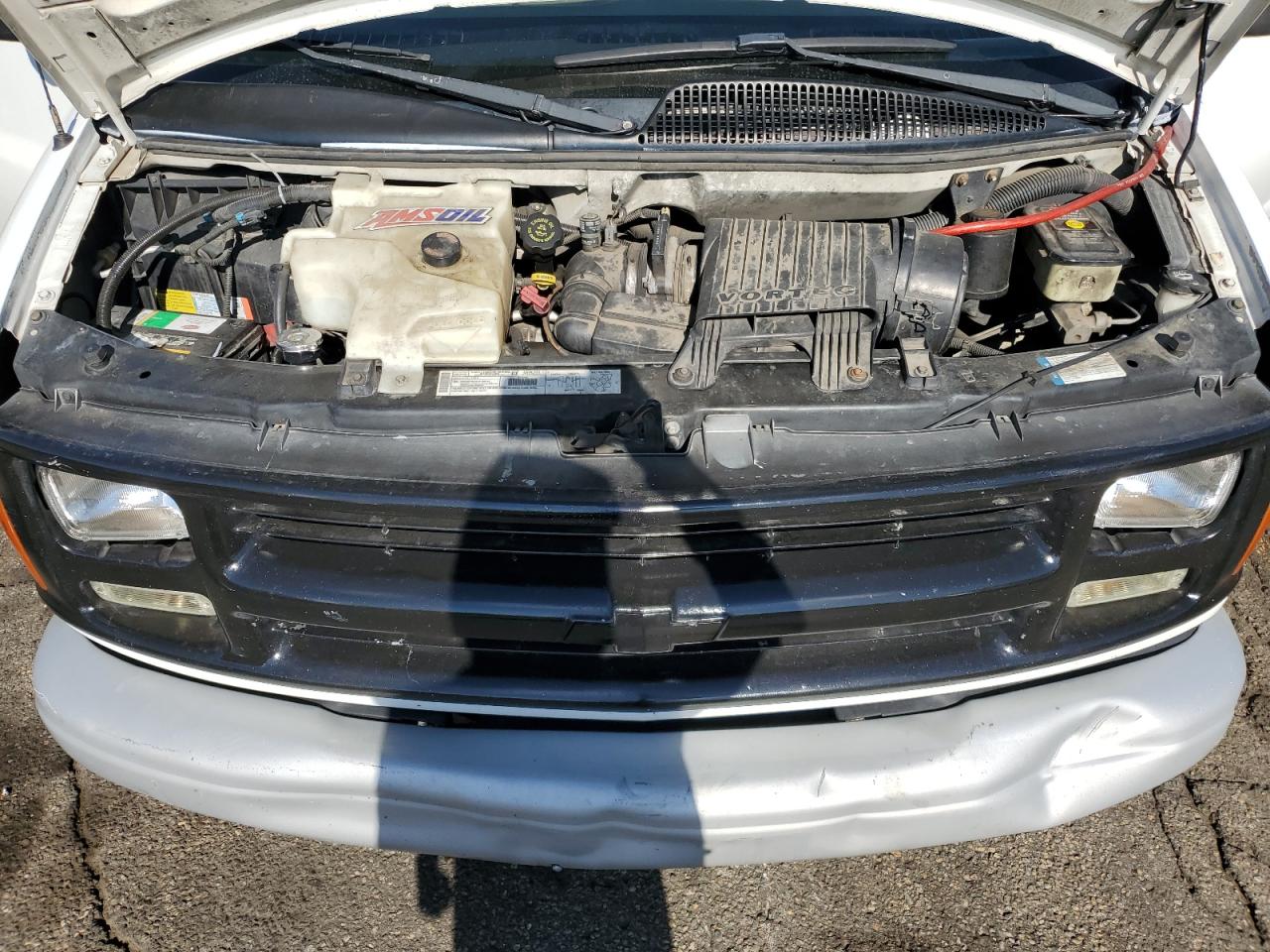 2001 Chev Express G2500 VIN: 1GCFG25R111245457 Lot: 64112635