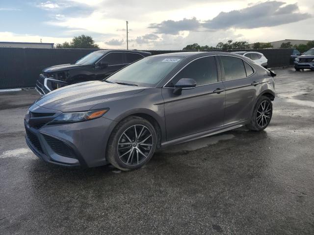 TOYOTA CAMRY SE 2022