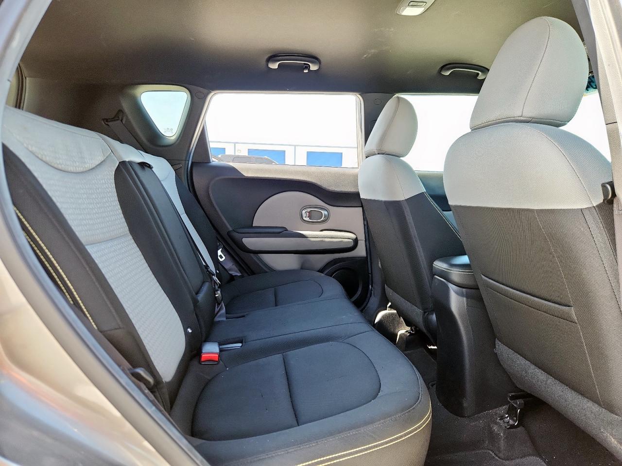 2015 Kia Soul + VIN: KNDJP3A5XF7213694 Lot: 64065485