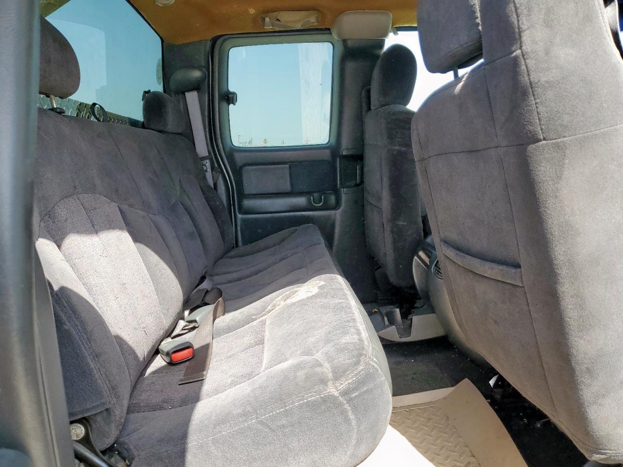 2001 Chevrolet Silverado K1500 VIN: 2GCEK19T411325453 Lot: 65345345
