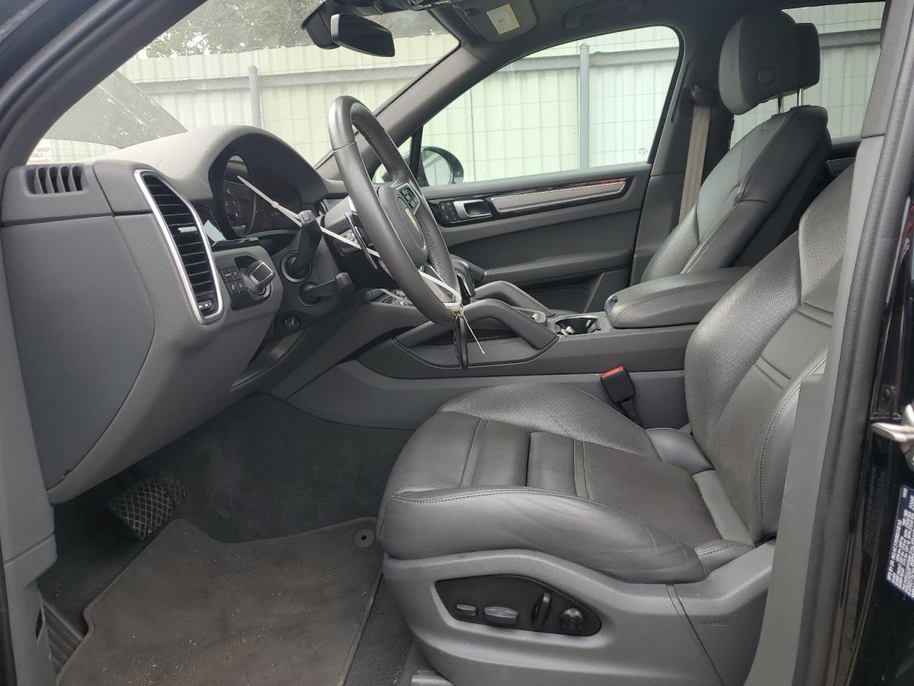 2023 Porsche Cayenne Base VIN: WP1AA2AY3PDA04093 Lot: 64222995