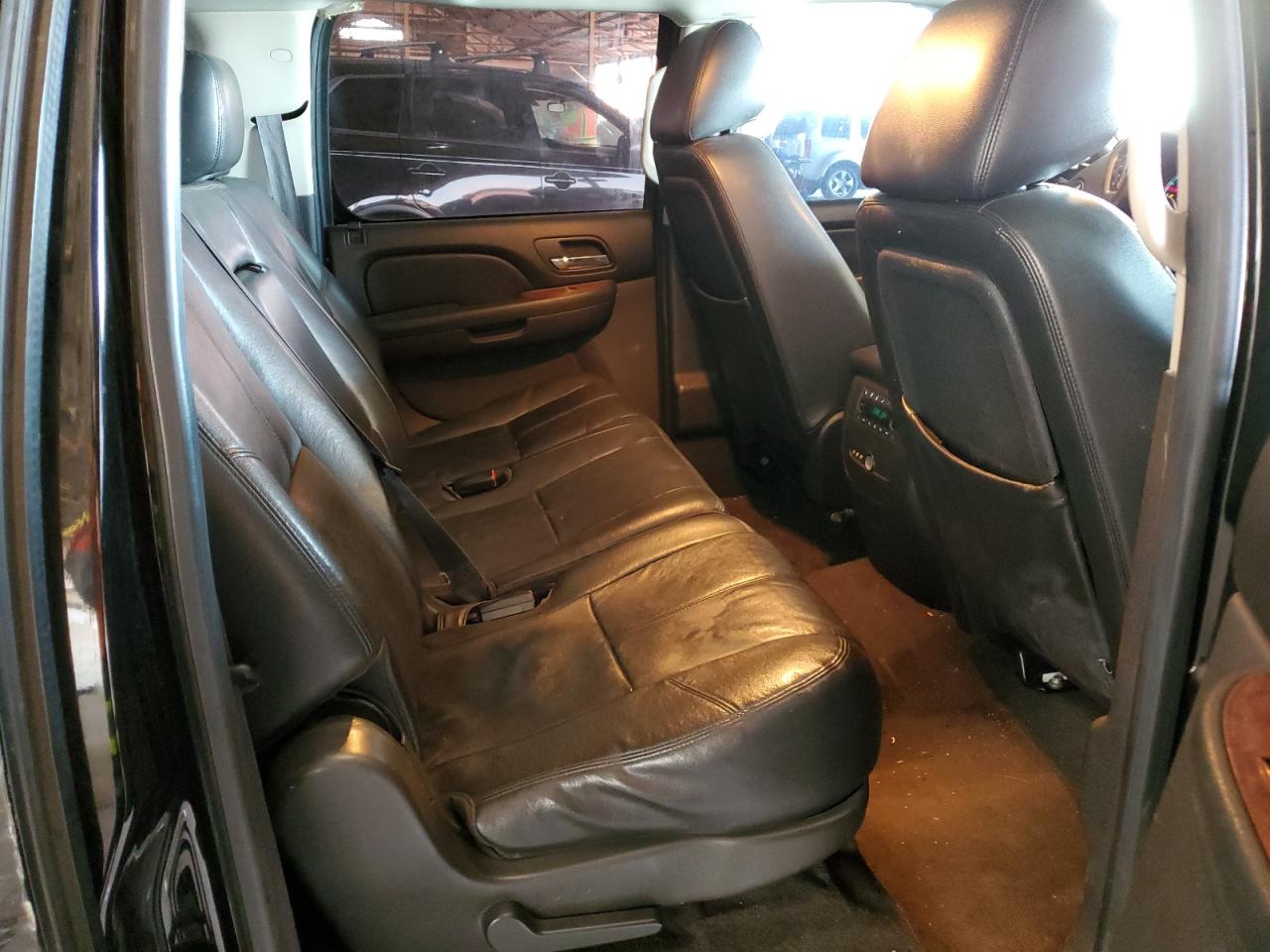 2013 Chevrolet Suburban K1500 Lt VIN: 1GNSKJE74DR229904 Lot: 65077365