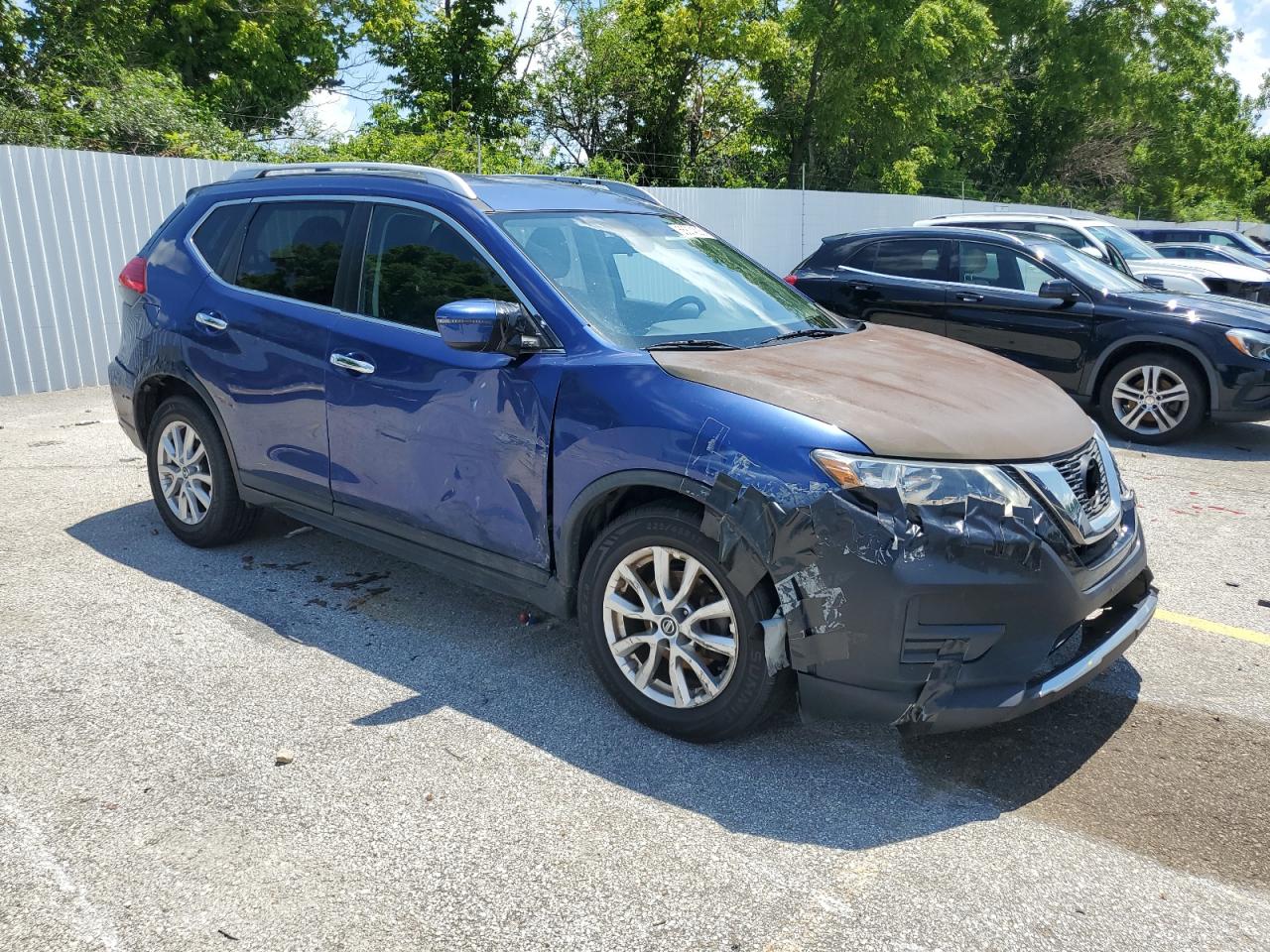 KNMAT2MT8HP501300 NISSAN ROGUE 2017