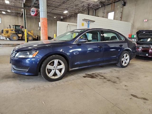  VOLKSWAGEN PASSAT 2014 Granatowy