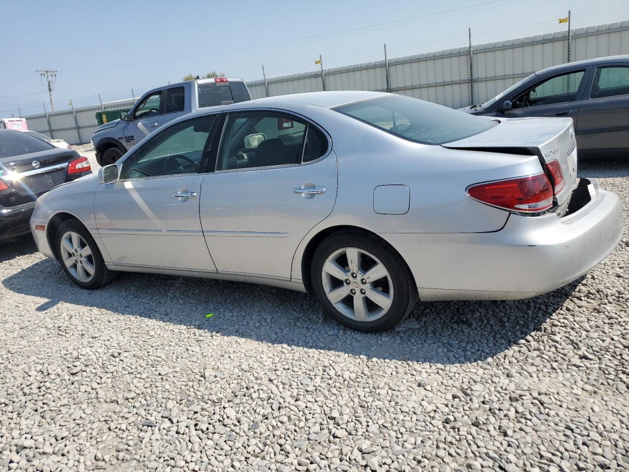 jthba30g655075833 JTHBA30G655075833 2005 Lexus Es 330