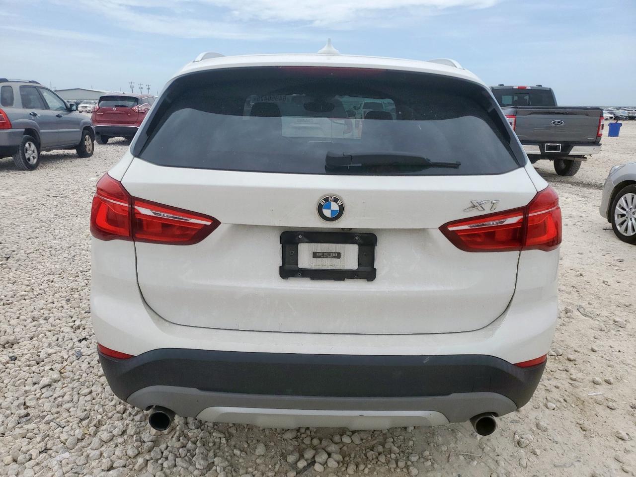 2018 BMW X1 xDrive28I VIN: WBXHT3C31J5F91774 Lot: 64950475