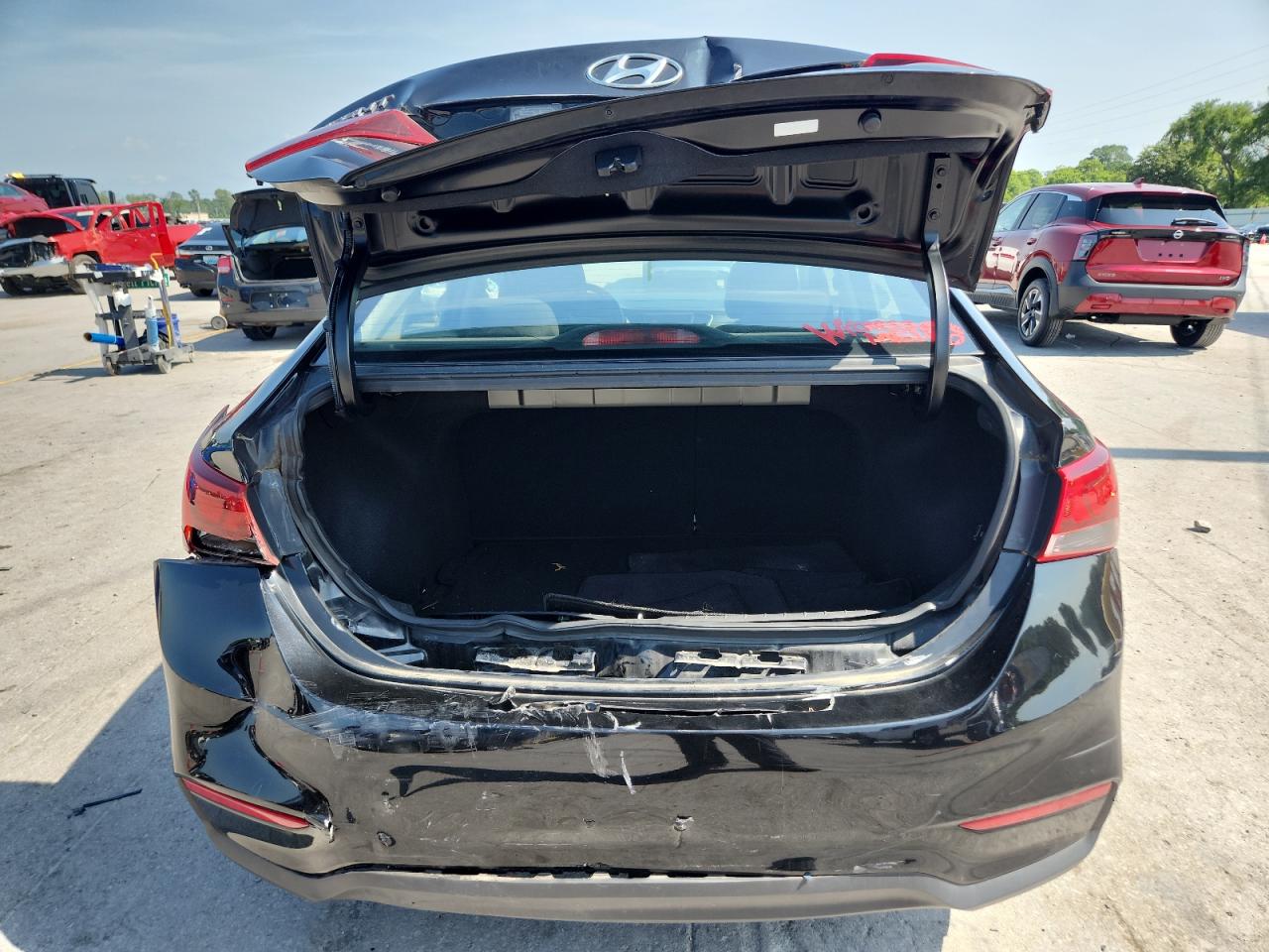 2019 Hyundai Accent Se VIN: 3KPC24A30KE071815 Lot: 65952305