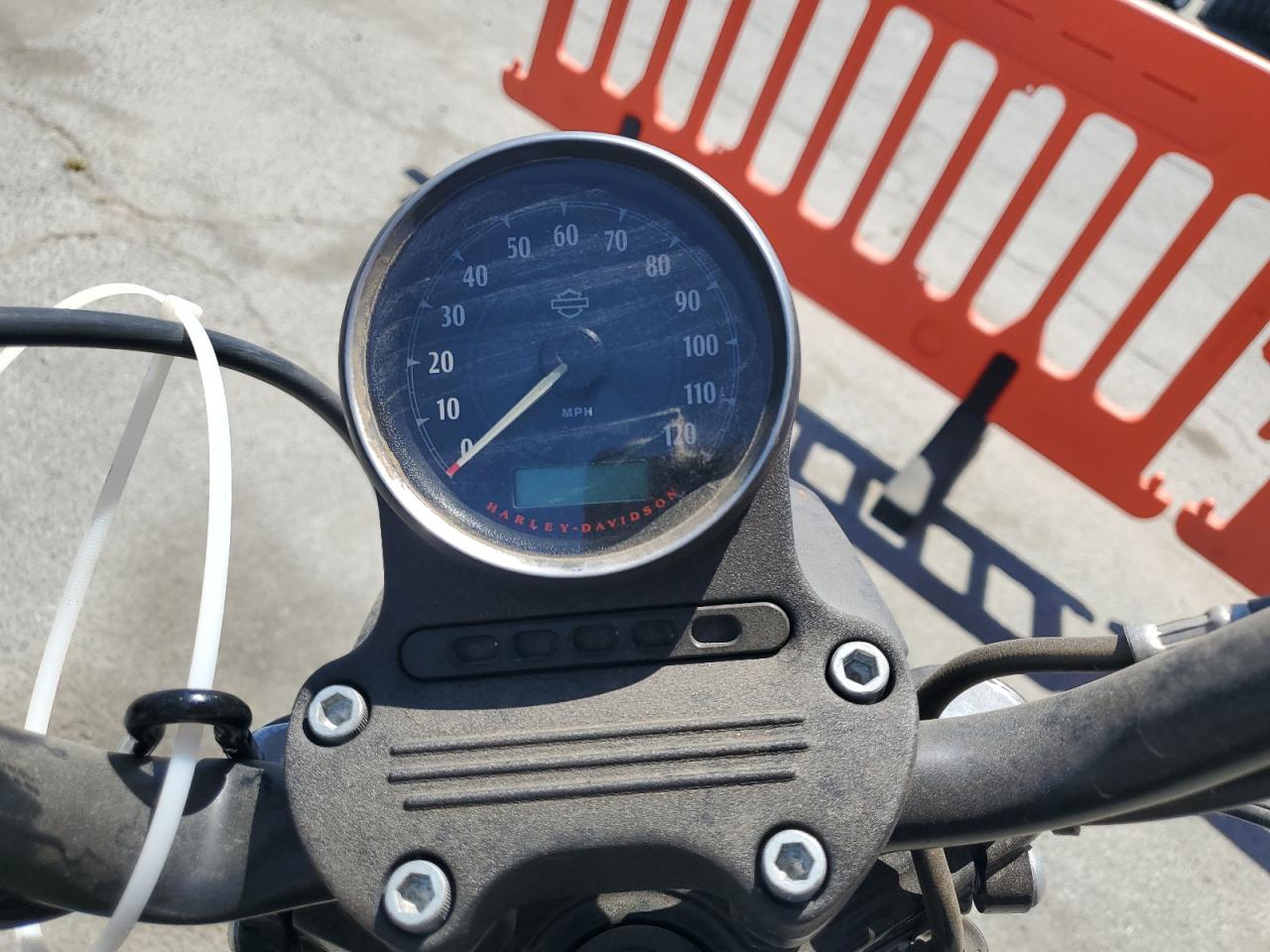 2019 Harley-Davidson Xl883 N VIN: 1HD4LE234KC435942 Lot: 64092885