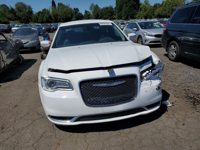  CHRYSLER 300 2015 White
