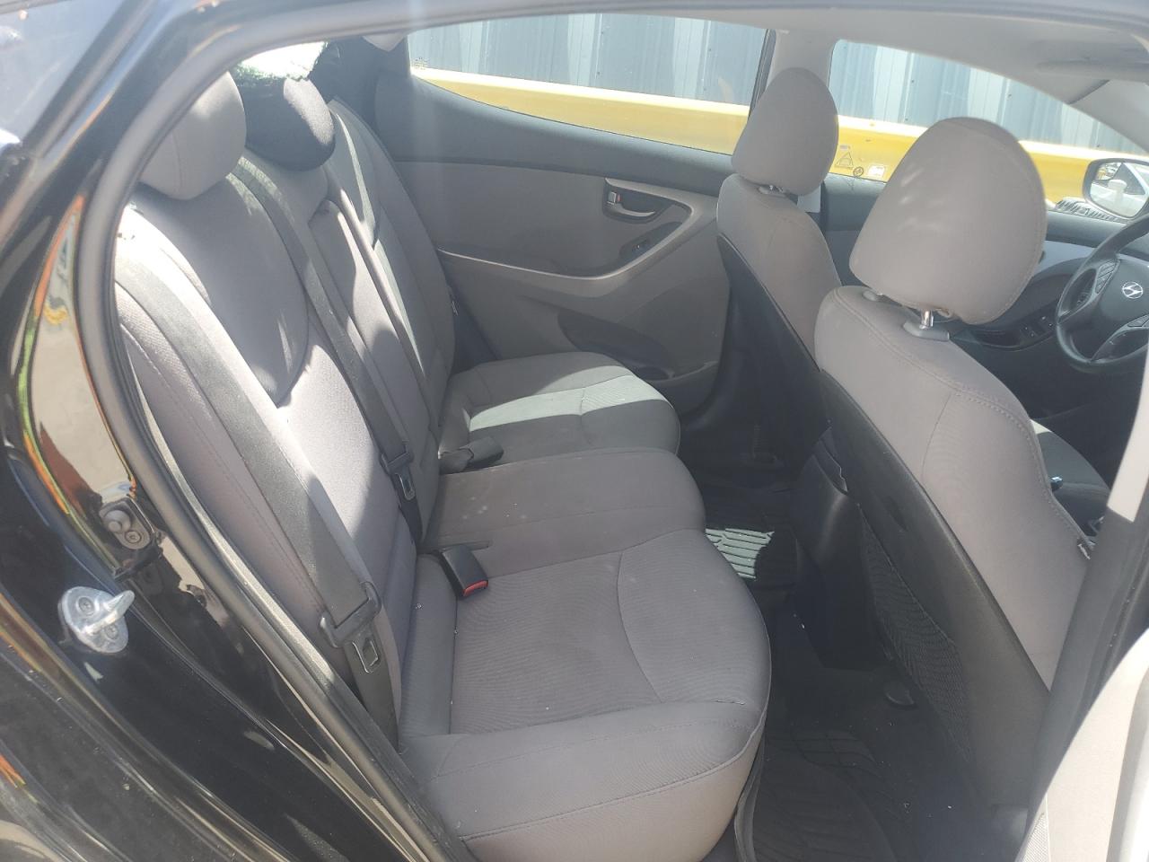 2016 Hyundai Elantra Se VIN: 5NPDH4AE6GH724333 Lot: 63231645