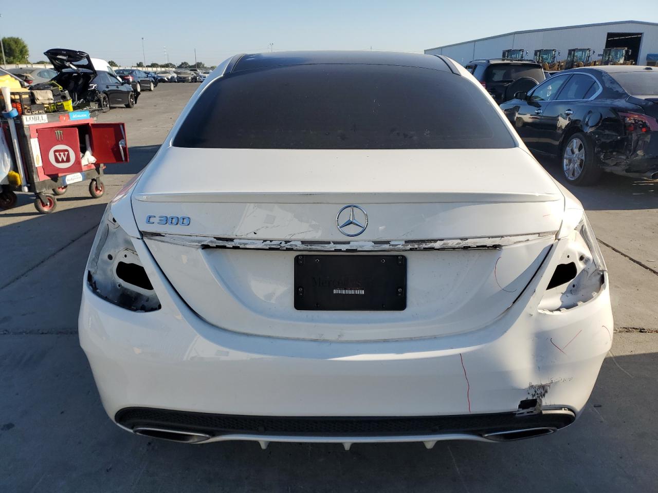 2017 Mercedes-Benz C 300 VIN: 55SWF4JB1HU188166 Lot: 64664875